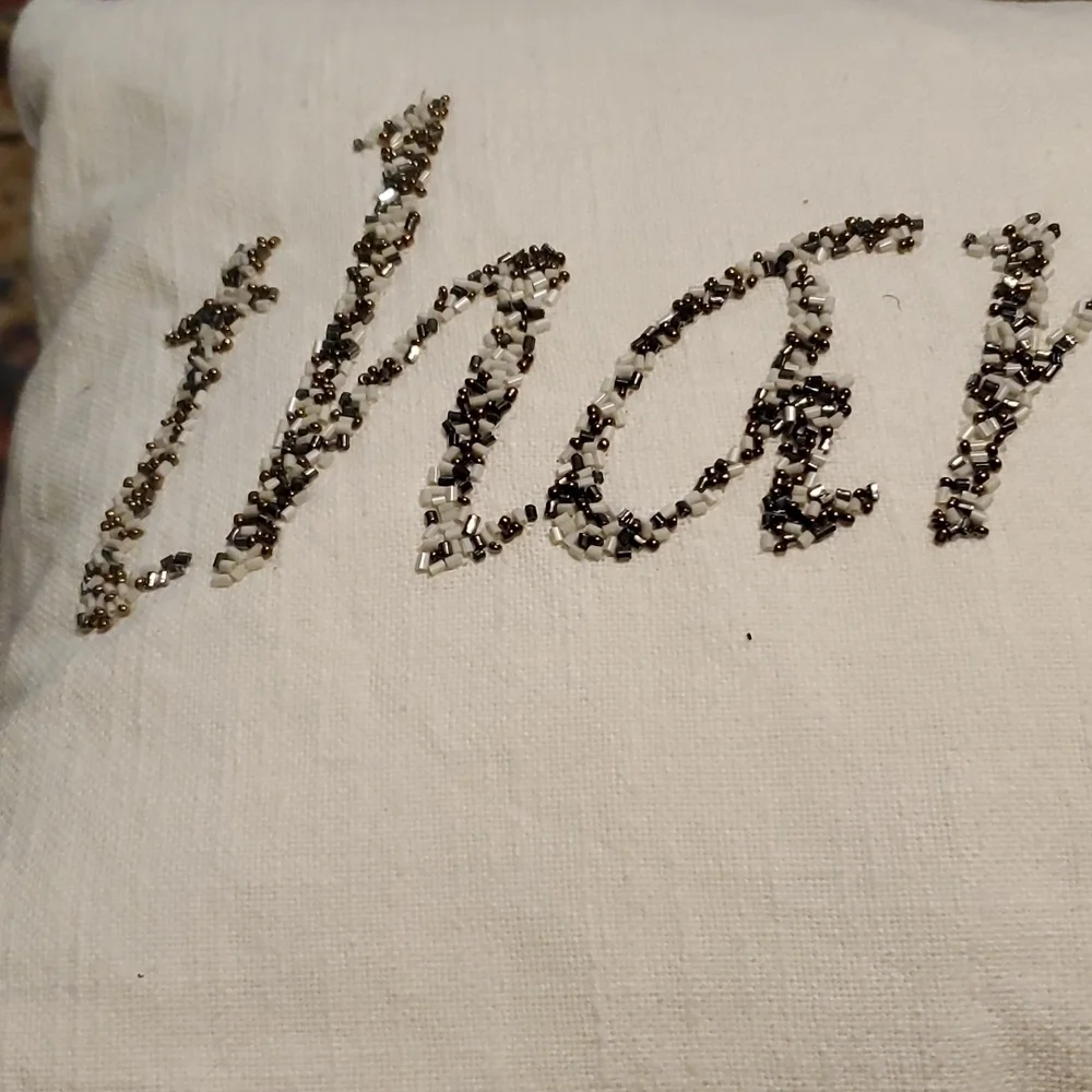 𝅺DEVI Designs Cotton Thankful Pillow